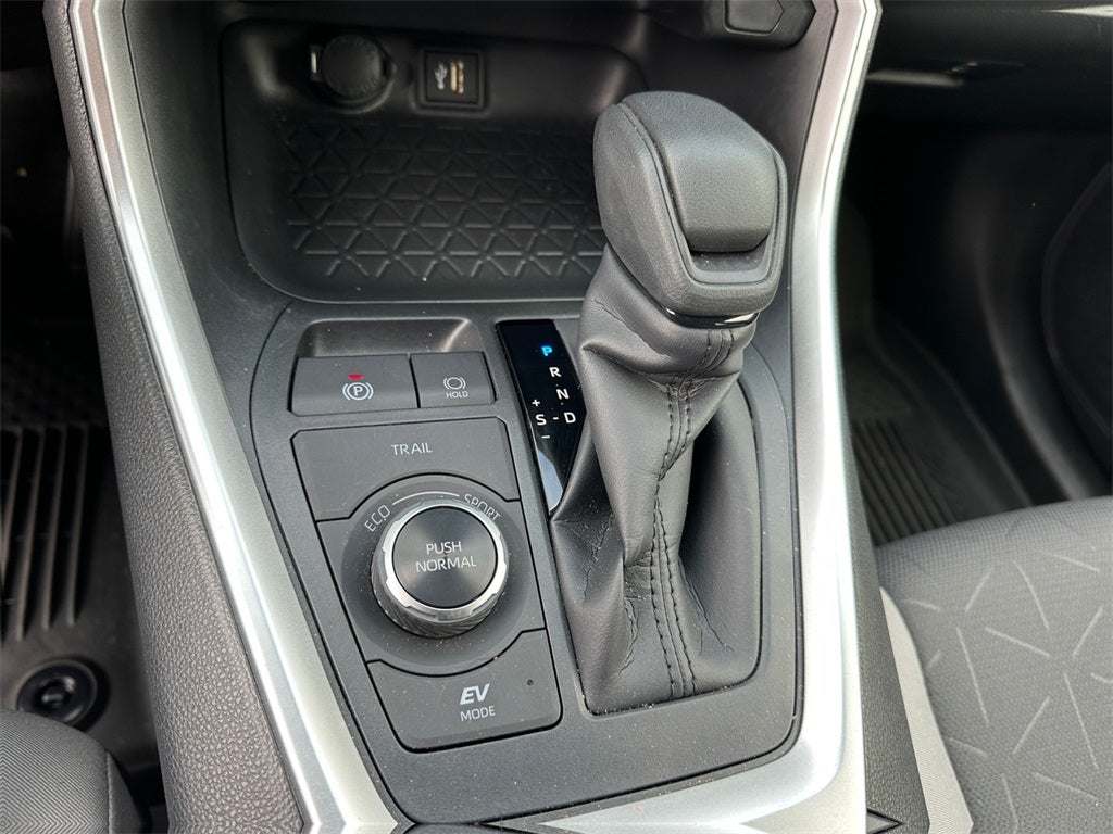 2025 Toyota RAV4 Hybrid XLE - Corporate Demo!