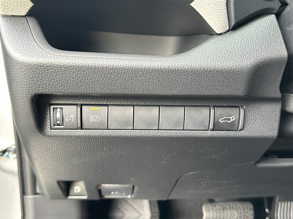 2025 Toyota RAV4 Hybrid XLE - Corporate Demo!