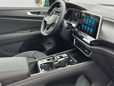 2025 Volkswagen Atlas Cross Sport 2.0T SEL Premium R-Line