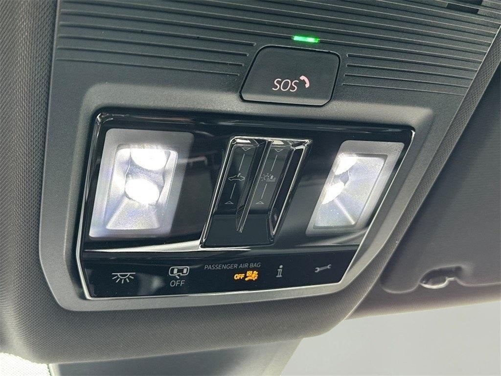 2025 Volkswagen Atlas Cross Sport 2.0T SEL Premium R-Line