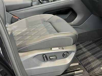 2025 Volkswagen Atlas Cross Sport 2.0T SEL Premium R-Line