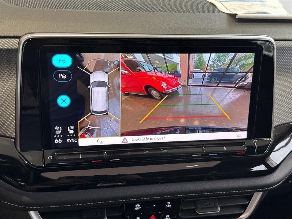 2025 Volkswagen Atlas Cross Sport 2.0T SEL Premium R-Line