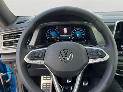 2025 Volkswagen Atlas Cross Sport 2.0T SEL Premium R-Line
