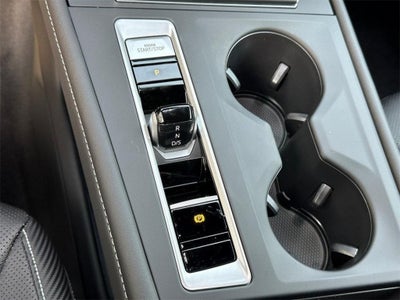 2025 Volkswagen Atlas Cross Sport 2.0T SE