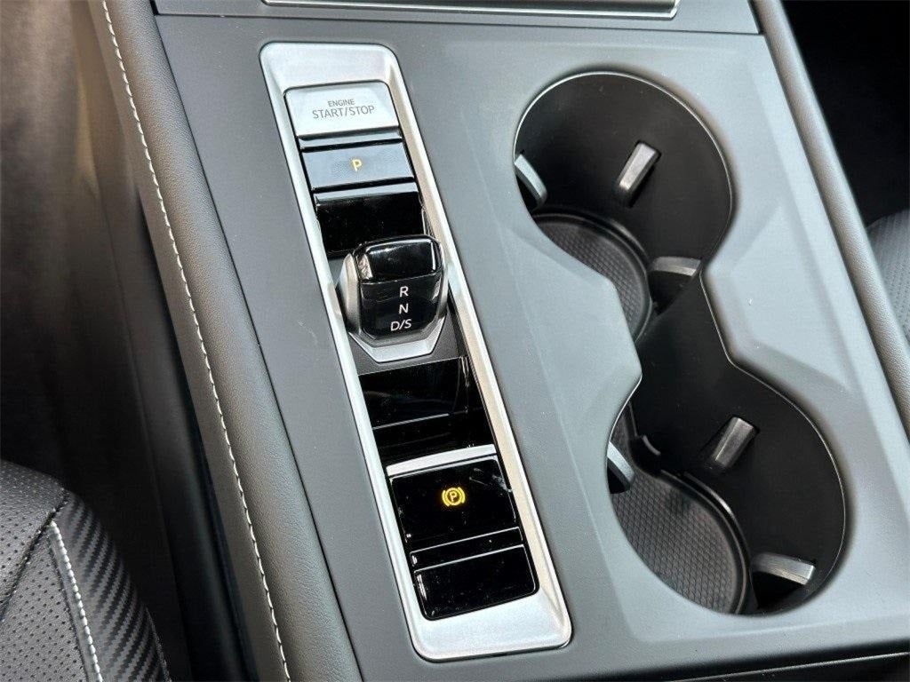 2025 Volkswagen Atlas Cross Sport 2.0T SE