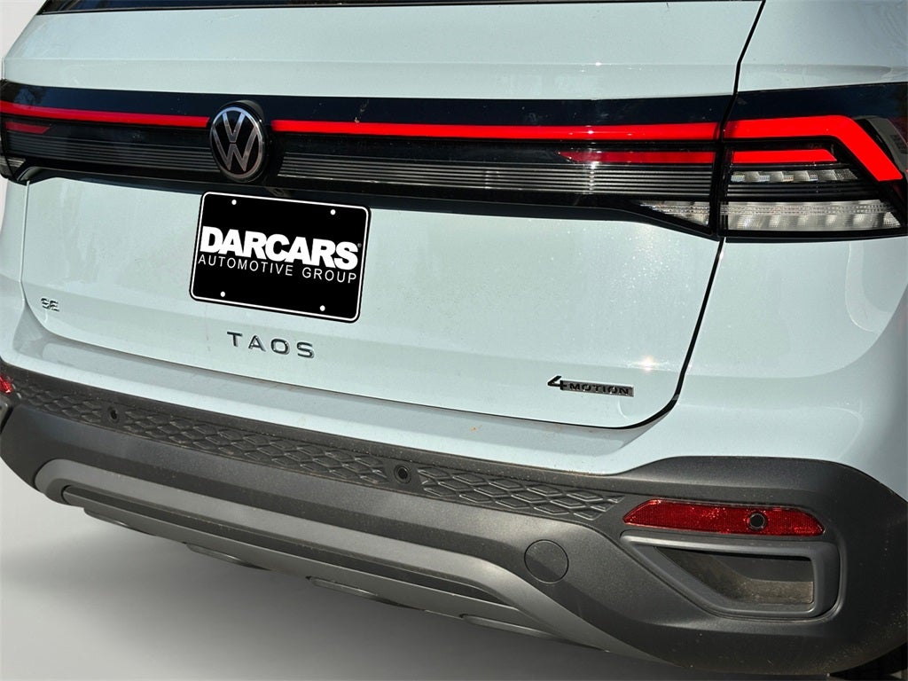 2025 Volkswagen Taos 1.5T SE Black