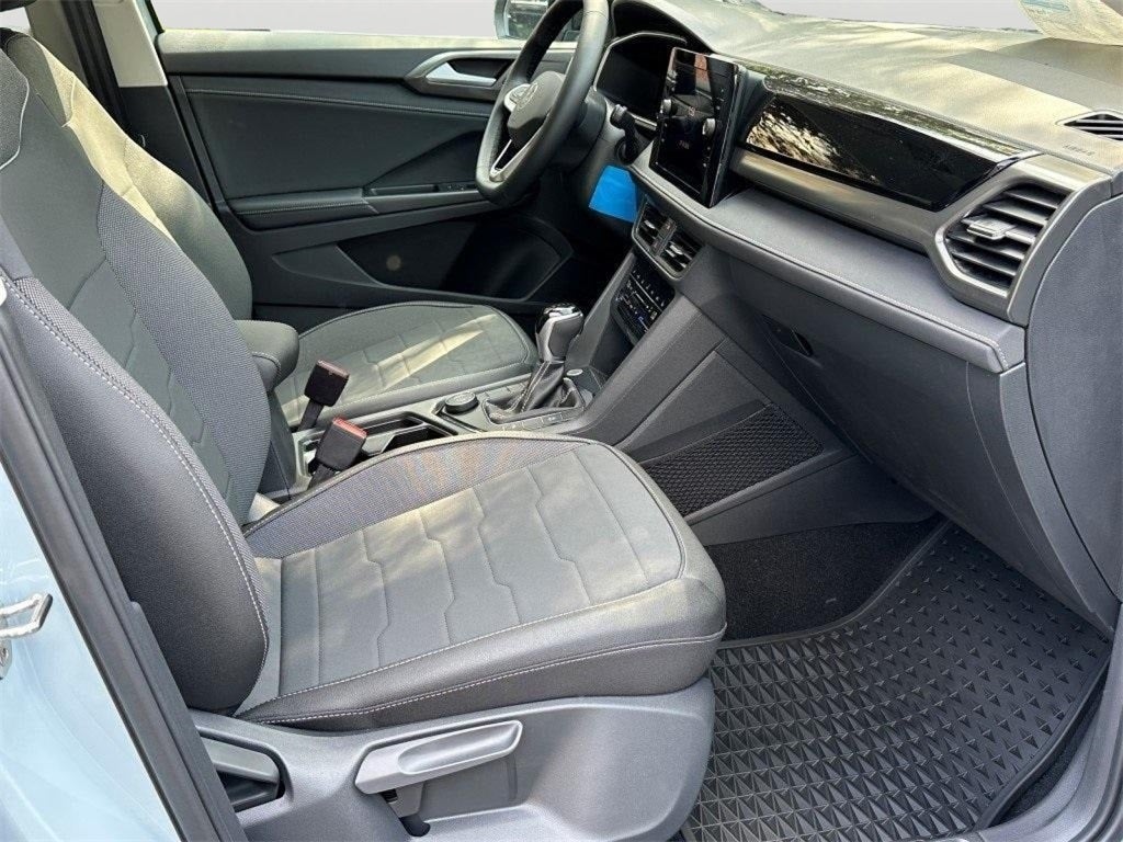 2025 Volkswagen Taos 1.5T SE Black