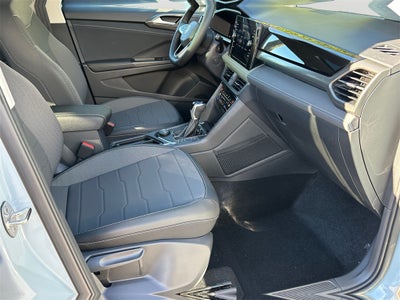 2025 Volkswagen Taos 1.5T SE Black