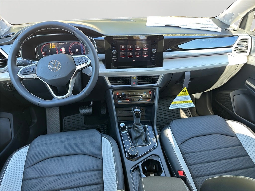 2025 Volkswagen Taos 1.5T SEL