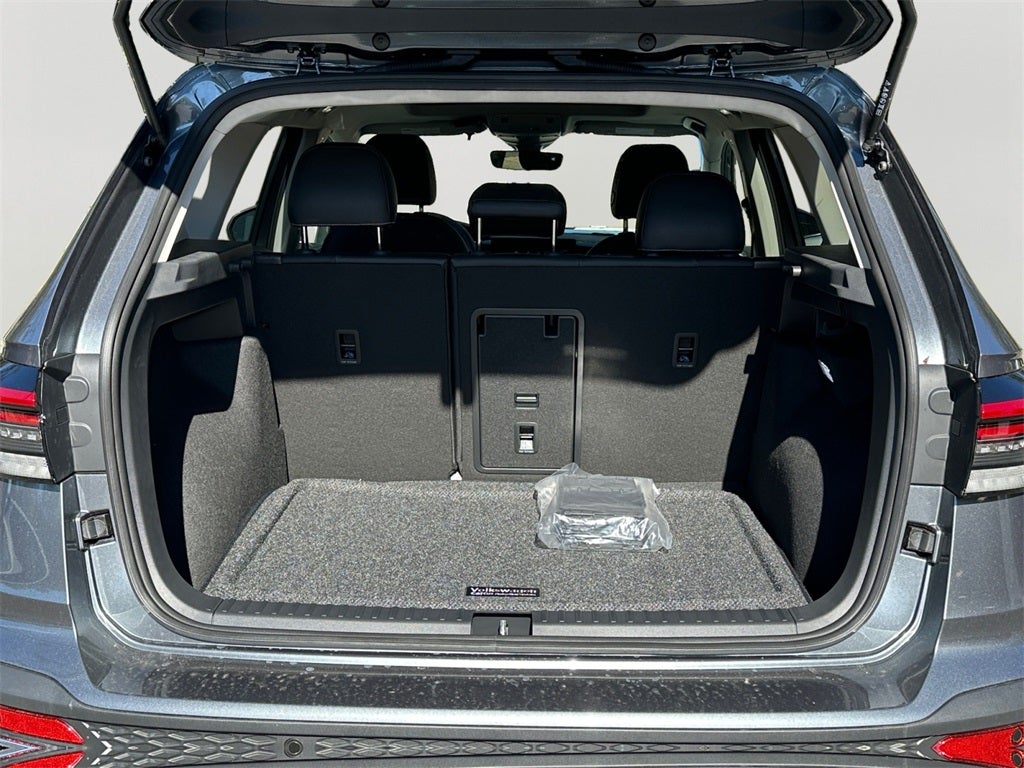 2025 Volkswagen Taos 1.5T SEL