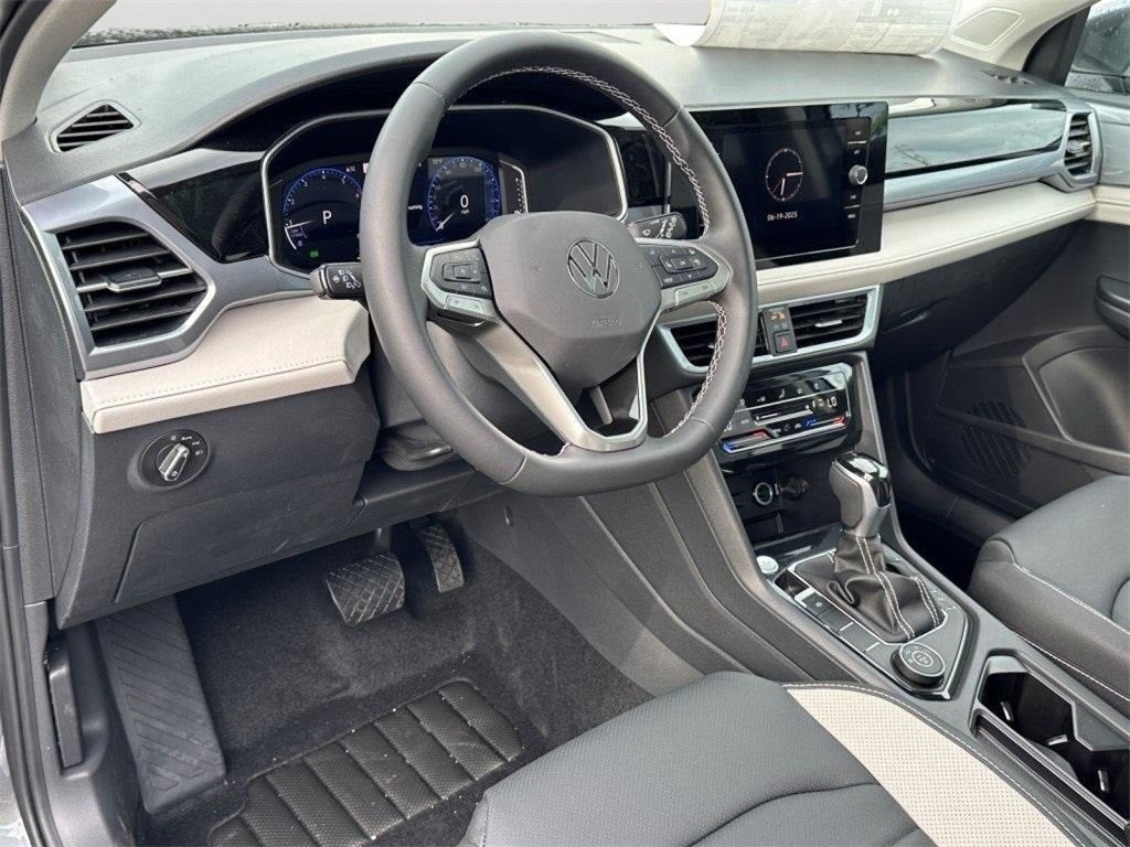 2025 Volkswagen Taos 1.5T SEL