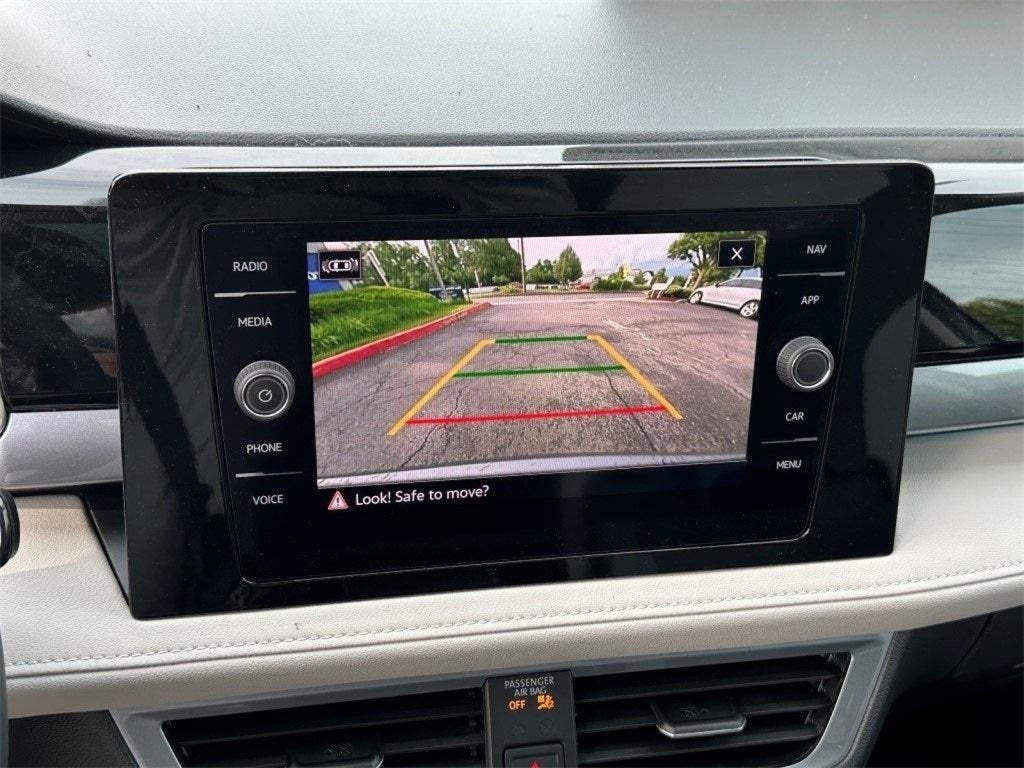 2025 Volkswagen Taos 1.5T SEL