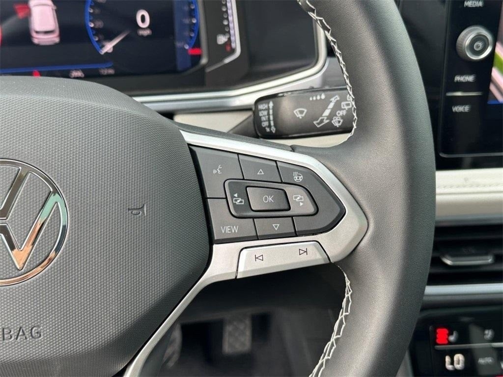 2025 Volkswagen Taos 1.5T SEL