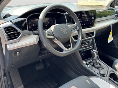2025 Volkswagen Taos 1.5T SEL