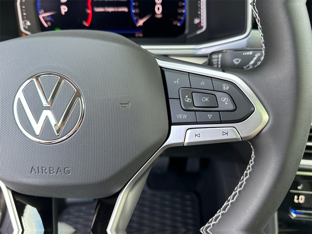 2025 Volkswagen Taos 1.5T SEL