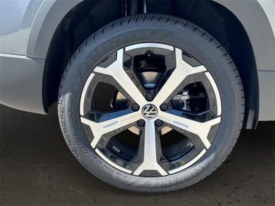 2025 Volkswagen Taos 1.5T SEL