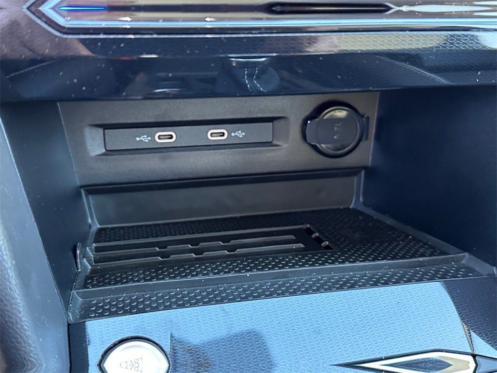 2025 Volkswagen Taos 1.5T SEL