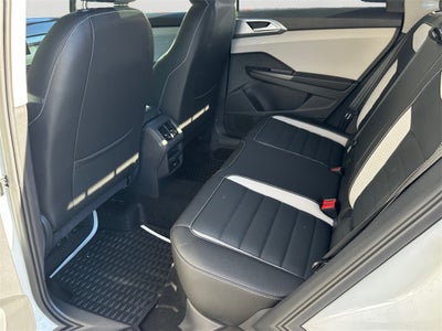 2025 Volkswagen Taos 1.5T SEL