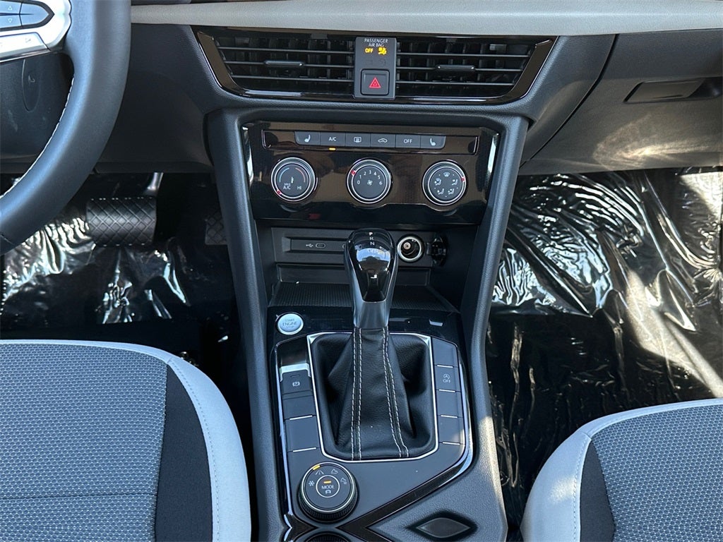 2025 Volkswagen Taos 1.5T S