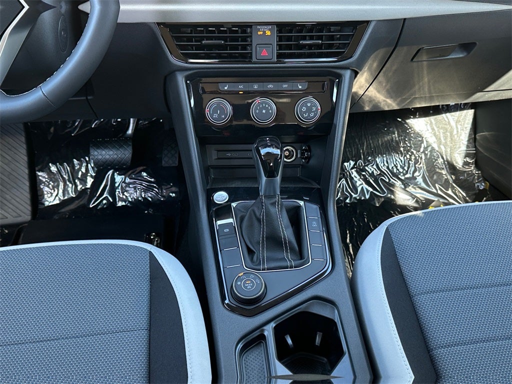 2025 Volkswagen Taos 1.5T S