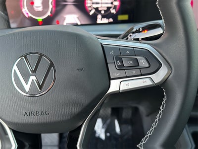 2025 Volkswagen Tiguan 2.0T SE