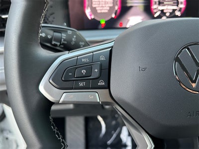 2025 Volkswagen Tiguan 2.0T SE