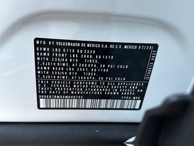 2025 Volkswagen Tiguan 2.0T SE