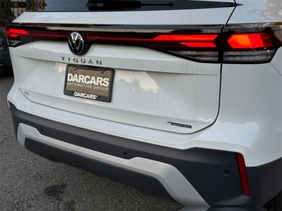 2025 Volkswagen Tiguan 2.0T SE