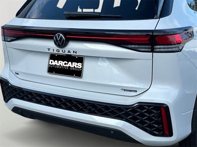 2025 Volkswagen Tiguan 2.0T SE R-Line Black