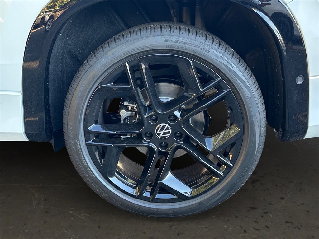 2025 Volkswagen Tiguan 2.0T SE R-Line Black