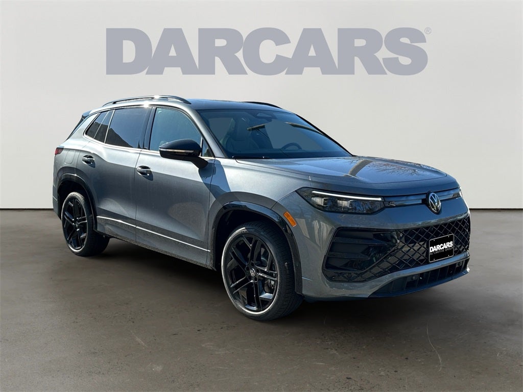 2025 Volkswagen Tiguan 2.0T SE R-Line Black