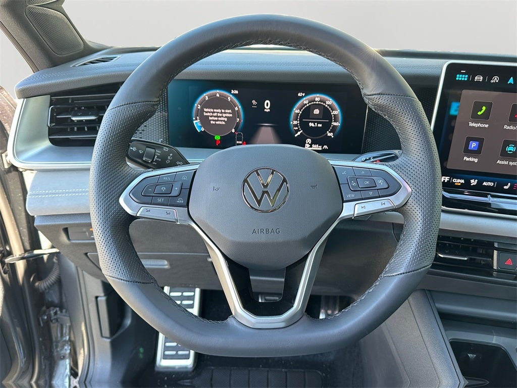 2025 Volkswagen Tiguan 2.0T SE R-Line Black