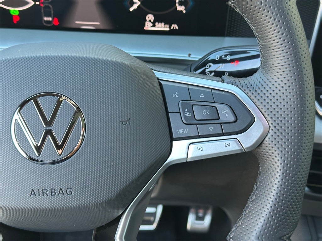 2025 Volkswagen Tiguan 2.0T SE R-Line Black