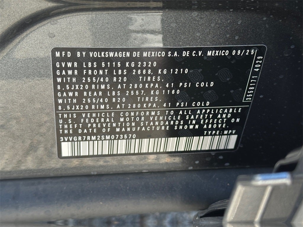 2025 Volkswagen Tiguan 2.0T SE R-Line Black