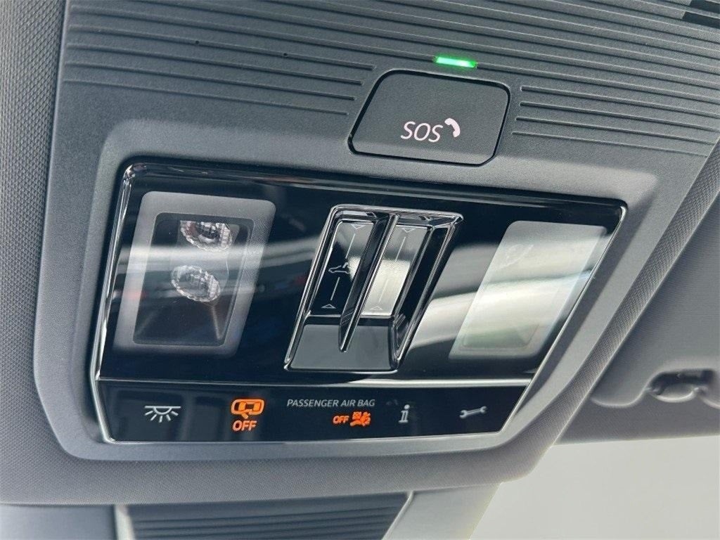 2025 Volkswagen Tiguan 2.0T SE R-Line Black