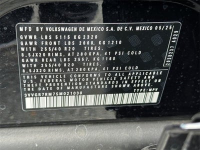 2025 Volkswagen Tiguan 2.0T SE R-Line Black