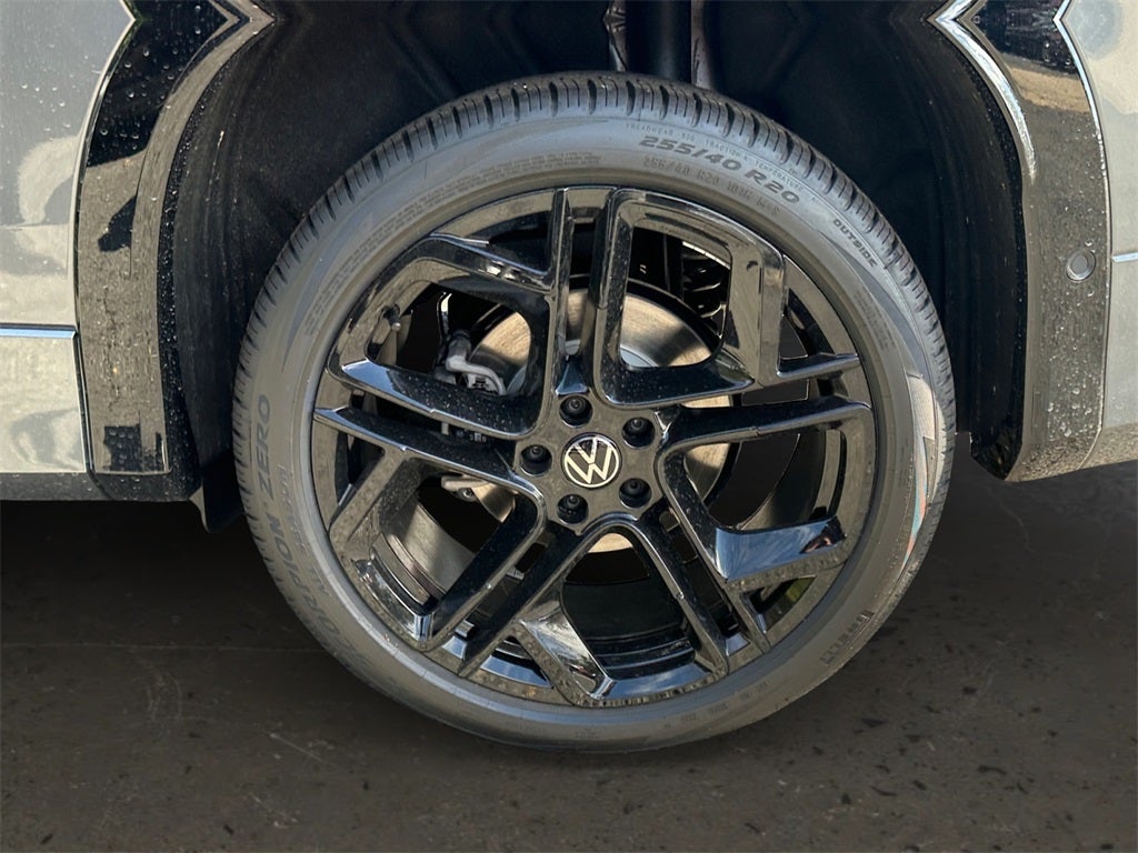 2025 Volkswagen Tiguan 2.0T SE R-Line Black