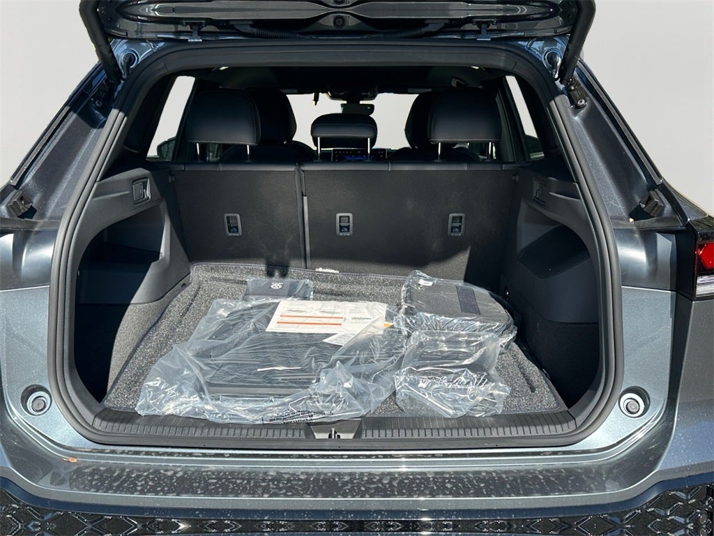 2025 Volkswagen Tiguan 2.0T SE R-Line Black