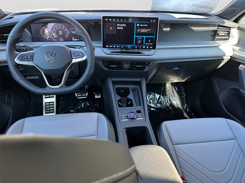 2025 Volkswagen Tiguan 2.0T SE R-Line Black