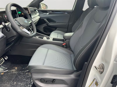 2025 Volkswagen Tiguan 2.0T SE R-Line Black