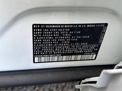 2026 Volkswagen Tiguan 2.0T SE R-Line Black