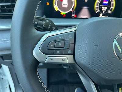 2025 Volkswagen Tiguan 2.0T SE