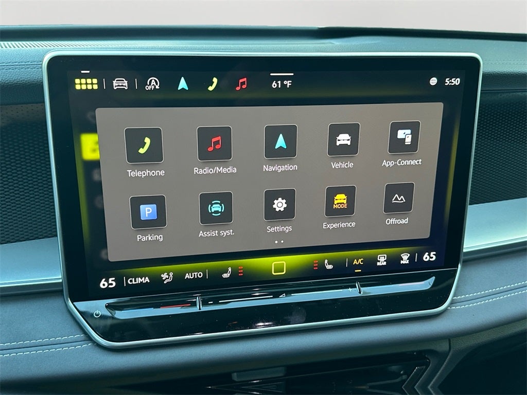 2025 Volkswagen Tiguan 2.0T SE