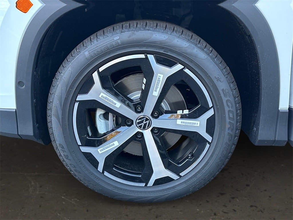 2025 Volkswagen Tiguan 2.0T SE