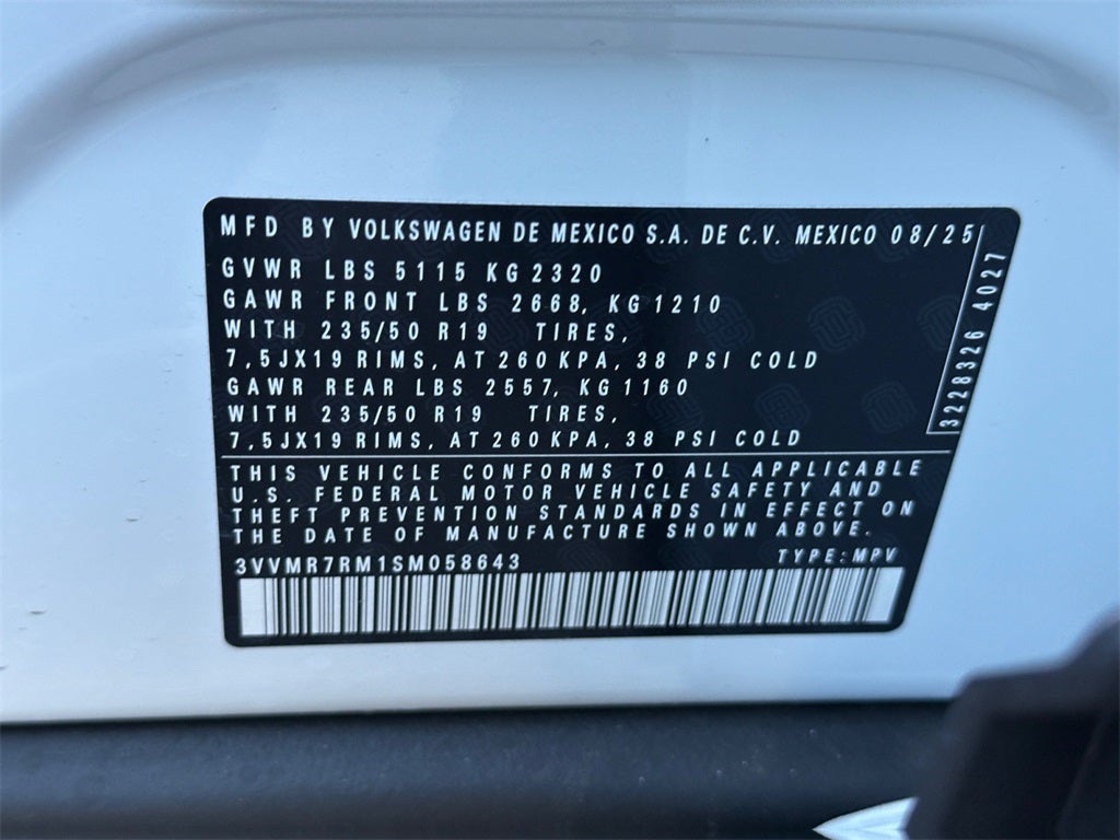 2025 Volkswagen Tiguan 2.0T SE