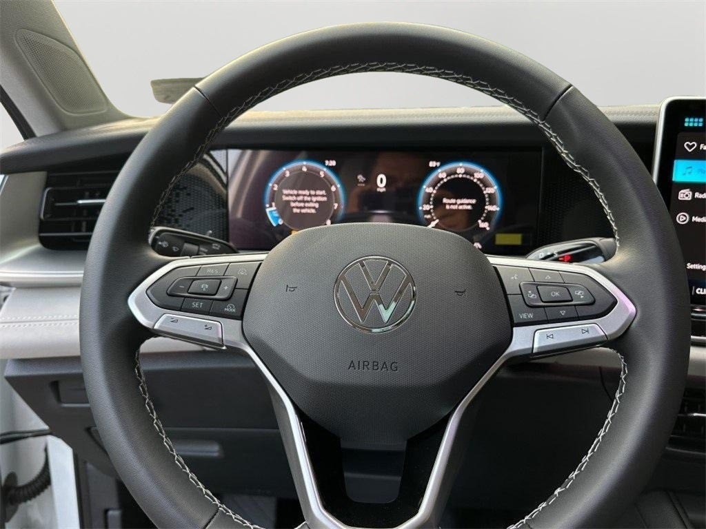 2025 Volkswagen Tiguan 2.0T SE
