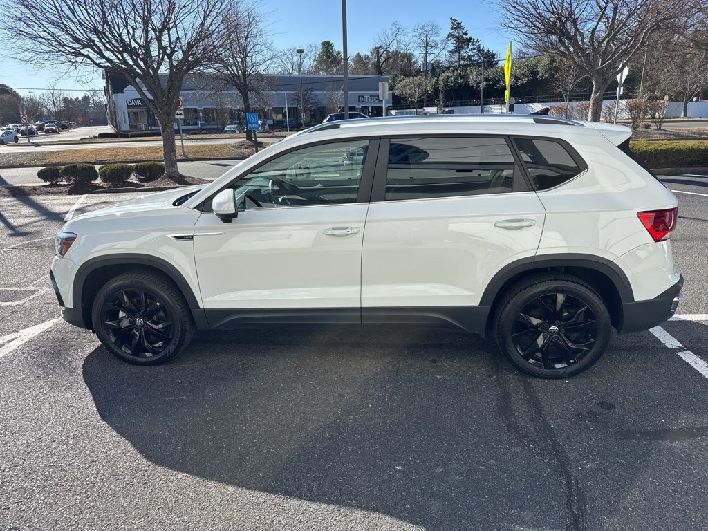 2023 Volkswagen Taos 1.5T SE