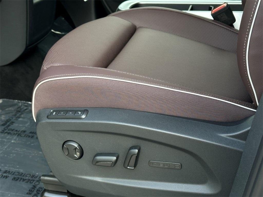 2025 Volkswagen ID. Buzz Pro S