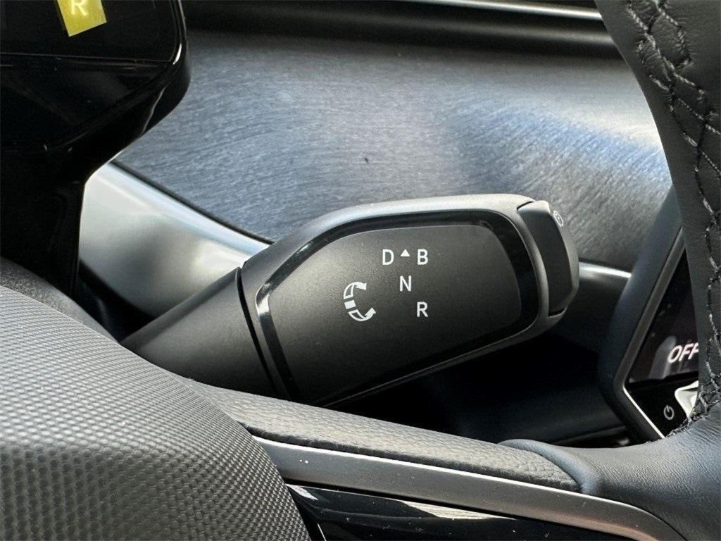 2025 Volkswagen ID. Buzz Pro S