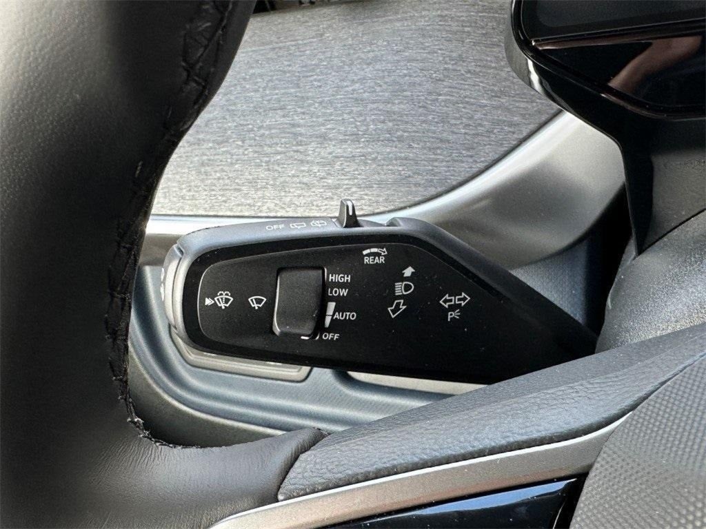 2025 Volkswagen ID. Buzz Pro S